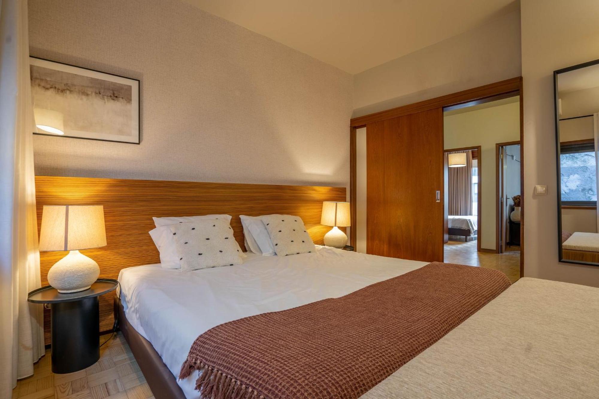 Firmeza388 Charming Flats Apartment Porto Luaran gambar