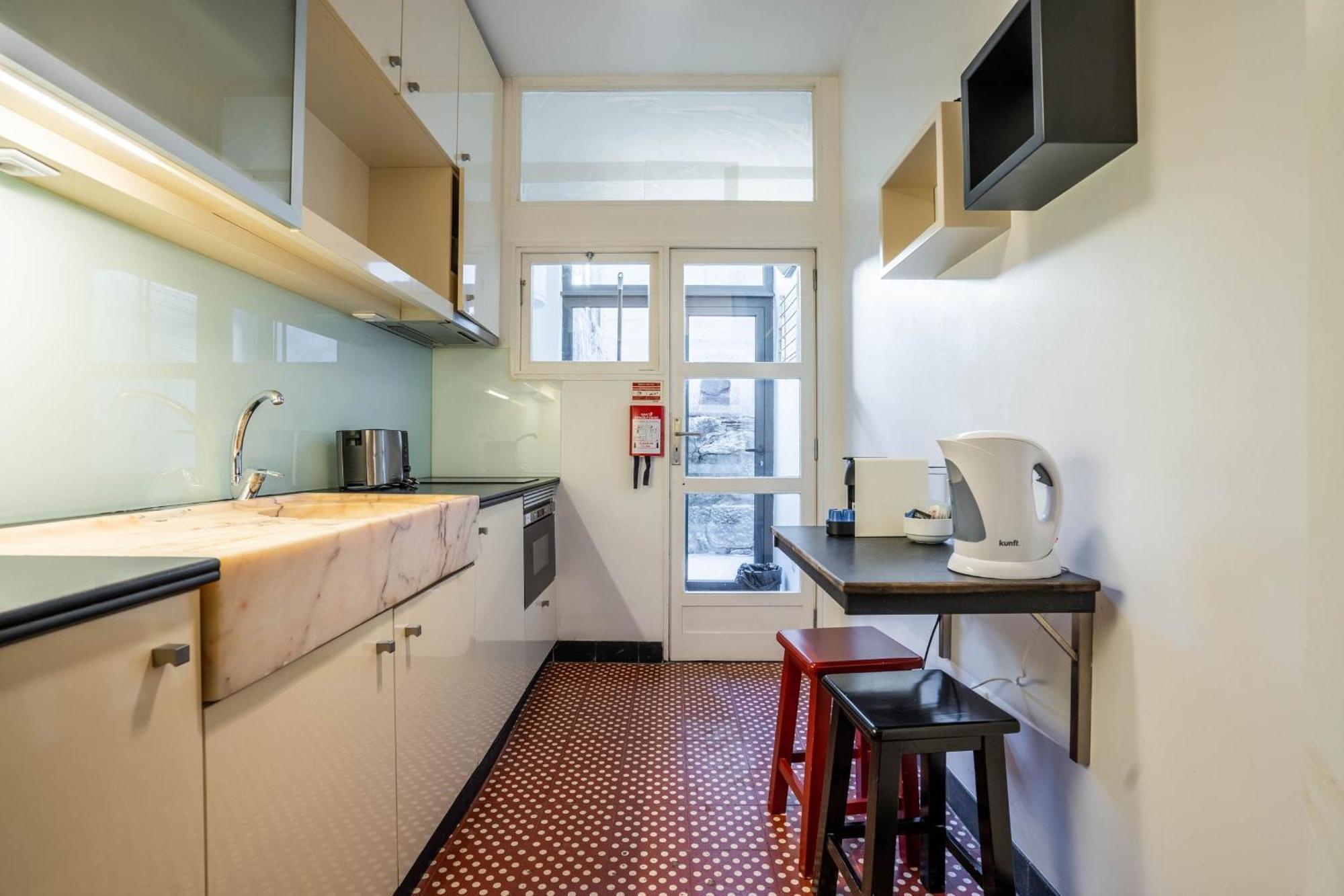 Firmeza388 Charming Flats Apartment Porto Luaran gambar