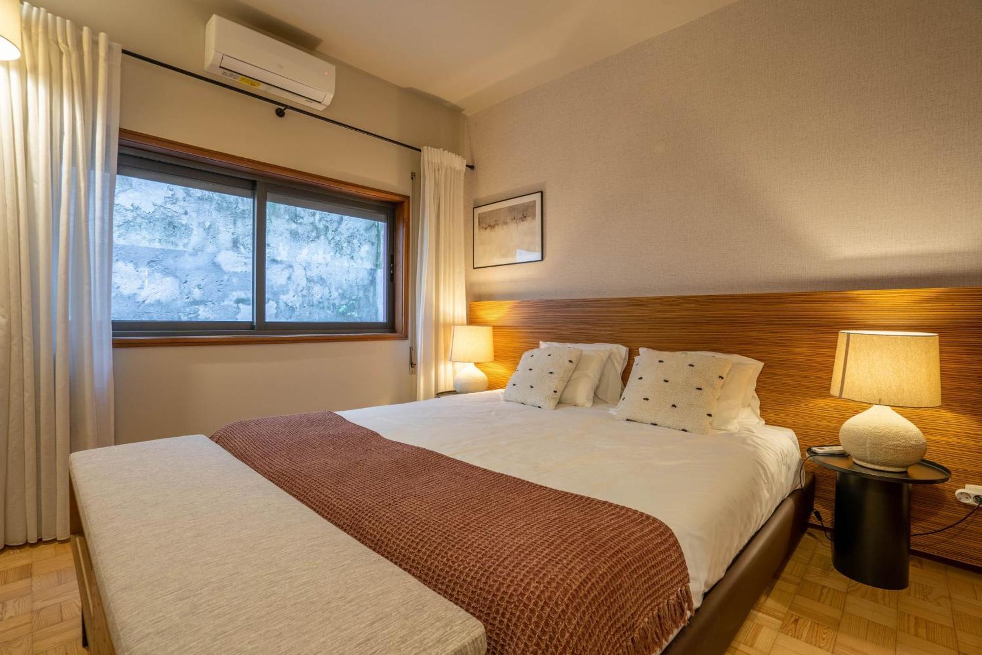 Firmeza388 Charming Flats Apartment Porto Luaran gambar